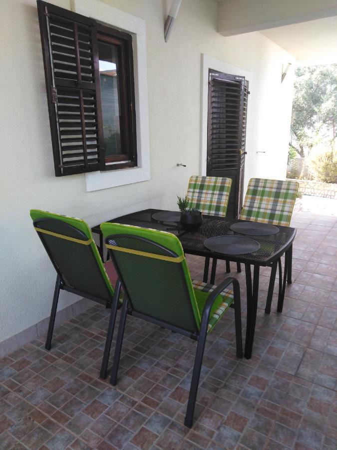 Apartman Irena With Terase End Private Parking Donji Okrug  Exterior photo
